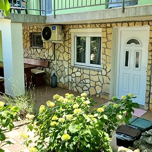Apartman Deni, Skrbčići