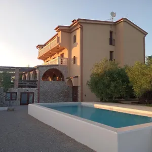 Panzió Tonivale, Skrbčići